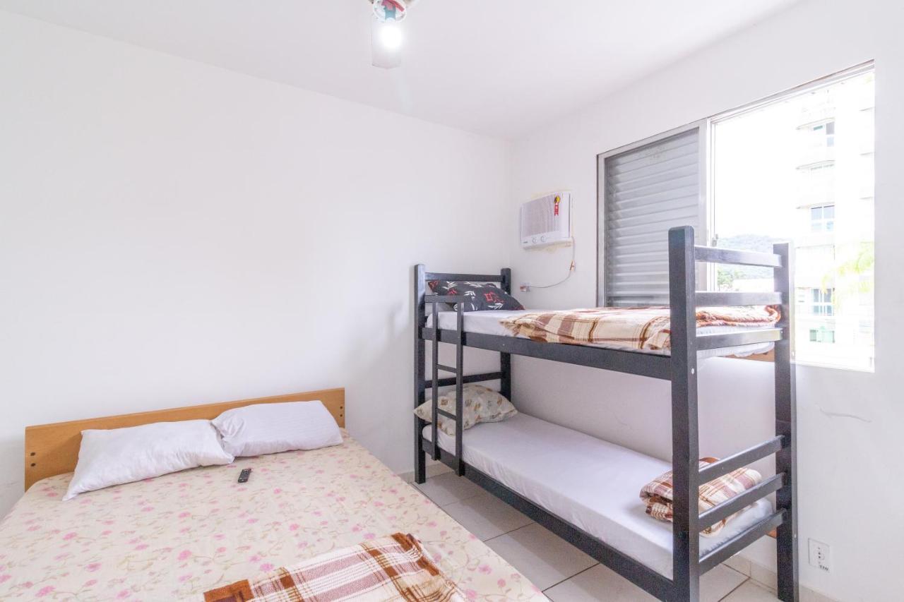 le monde hostel Guarujá Extérieur photo