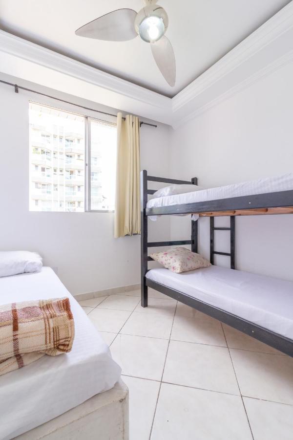 le monde hostel Guarujá Extérieur photo